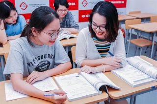 Tiếng Trung trở thành đòn bẩy thu nhập trên thị trường lao động Việt Nam giai đoạn 2025-2026
