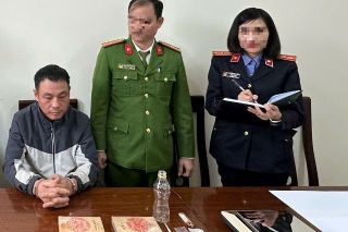 Công an Nghệ An bóc gỡ đường dây ma túy xuyên biên giới, thu giữ 2 bánh hêrôin