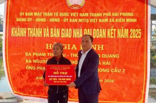 Ủy ban MTTQ Việt Nam xã Kiến Minh tổ chức Lễ khánh thành Nhà Đại đoàn kết