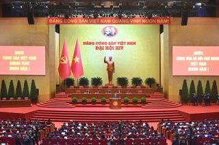 Truyền thông quốc tế đưa tin đậm nét về ngày làm việc đầu tiên
