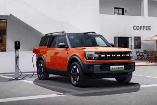 Ford Bronco New Energy: "Siêu phẩm" địa hình chạy điện lộ diện tại Việt Nam