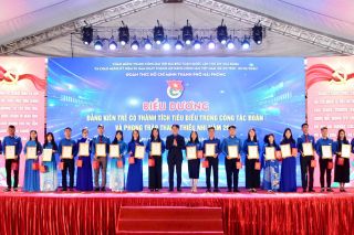 Gặp mặt, biểu dương 116 đảng viên trẻ tiêu biểu thành phố Hải Phòng năm 2026