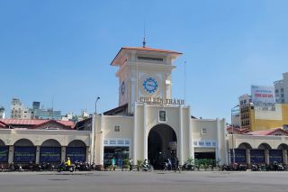 Sở Xây dựng TP. HCM phản hồi về đề xuất tạm dừng chỉnh trang chợ Bến Thành, Hồ Con Rùa
