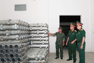 Hà Nội: Công tác chuẩn bị tại các điểm bắn pháo hoa đang được hoàn tất