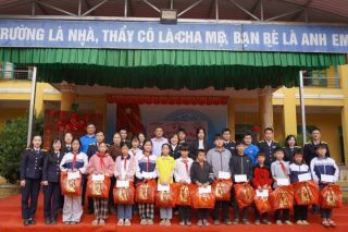 Công chức ngành Thuế: Nối dài những hoạt động an sinh xã hội
