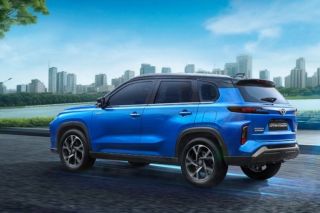 Hyryder 7 chỗ tăng sức mạnh công nghệ, dẫn động 4 bánh và hybrid tiết kiệm nhiên liệu