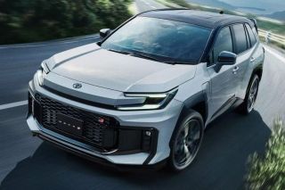 Toyota RAV4 PHEV 2026 ra mắt tại Nhật: Biến SUV thành “trạm phát điện” 7 ngày, công suất 324 mã lực