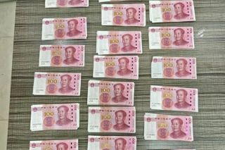 Cảnh báo thủ đoạn trà trộn tiền giả tại lễ hội đầu xuân ở Đồng Đăng