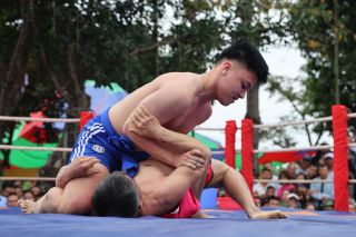 Hải Phòng: Khai mạc Lễ hội "Vật Cổ truyền làng Vĩnh Khê"