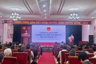 Hà Nội: Phường Bồ Đề vừa chuẩn bị bầu cử chu đáo, vừa trực tiếp xử lý kiến nghị từ cơ sở