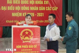 Khánh Hòa: Cử tri ở đặc khu Trường Sa nô nức đi bầu cử sớm