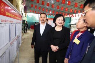 Mạnh dạn đưa cán bộ trẻ, có triển vọng từ cấp tỉnh về cơ sở