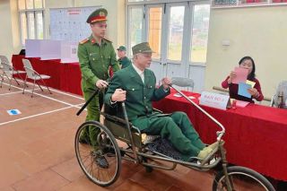 Những hình ảnh đẹp trong ngày bầu cử ở Bắc Ninh