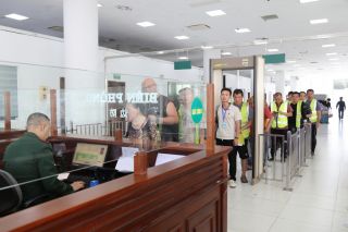Quảng Ninh: Điều chỉnh phân luồng xuất nhập cảnh tại Cửa khẩu quốc tế Móng Cái