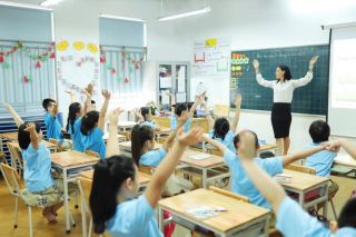 Từ tháng 5/2026, học bạ và bằng cấp được tích hợp lên VNeID, dùng thay giấy tờ