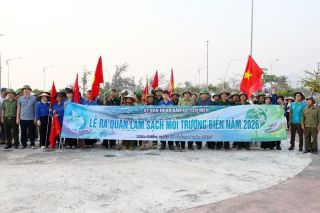 Hà Tĩnh: Ra quân làm sạch biển Xuân Thành, sẵn sàng đón mùa du lịch biển 2026