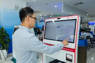 Agribank lan tỏa giá trị số từ mô hình Kiosk thông minh phục vụ hành chính công