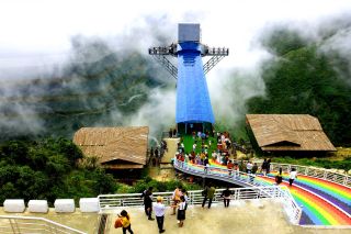 Lai Châu vươn mình trên bản đồ du lịch nhờ thiên nhiên kỳ vĩ và văn hóa độc đáo