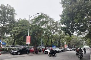 Hà Nội đề xuất xây dựng thêm bãi đỗ xe tại các cửa ngõ để phục vụ Vùng phát thải thấp