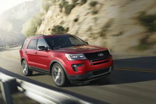 Triệu hồi hơn 2.400 xe Ford Explorer tại Việt Nam do lỗi thanh giằng phía sau