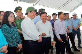 Đoàn công tác Quốc hội khảo sát thực địa Dự án đường sắt Lào Cai - Hà Nội - Hải Phòng