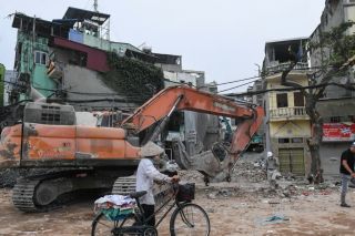Nhà đất đang thế chấp ngân hàng bị thu hồi, người vay phải xử lý khoản nợ thế nào?