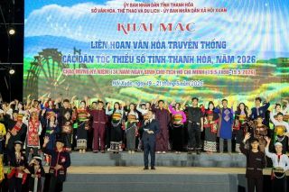 Hàng trăm nghệ nhân hội tụ, tái hiện lễ hội truyền thống đặc sắc vùng cao xứ Thanh
