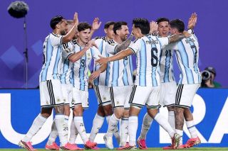 Argentina giành 9 điểm tuyệt đối, Messi tiếp tục viết lại lịch sử World Cup