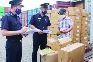 Hải quan xử lý hơn 11.400 vụ vi phạm trong 6 tháng, trị giá gần 10.000 tỷ đồng