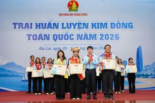 Thủ khoa Trại Huấn luyện Kim Đồng toàn quốc 2026 gọi tên đại biểu Lâm Đồng