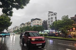 Thời tiết ngày 21/7: Bắc Bộ giảm mưa, Trung Bộ nắng nóng, Nam Bộ chiều tối có dông