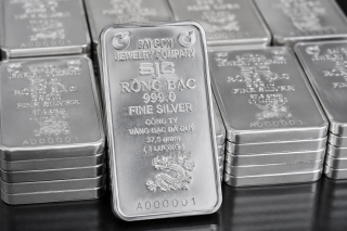 Giá bạc hôm nay 28/7: Đồng loạt tăng