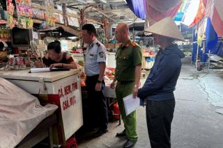 Tuyên Quang: Xử lý 73 vụ buôn lậu, hàng giả và gian lận thương mại trong tháng 7