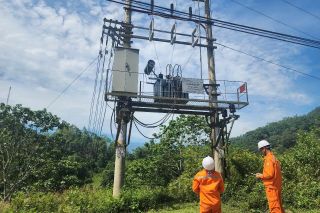 Công ty Điện lực Tuyên Quang bảo đảm cấp điện, phục vụ người dân dịp nghỉ Lễ