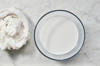 Nước cốt dừa không chỉ tạo vị béo, còn cung cấp nhiều dưỡng chất