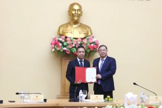 Phó Thủ tướng Thường trực Phạm Gia Túc trao Quyết định bổ nhiệm Thứ trưởng Bộ Công Thương
