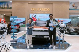 Tập đoàn Geleximco và Omoda & Jaecoo Việt Nam vinh danh cầu thủ Nguyễn Xuân Son sau ASEAN Cup 2026