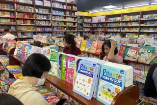 Bộ Giáo dục và Đào tạo: Các địa phương còn thiếu 3.916.370 cuốn sách giáo khoa