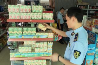Quản lý thị trường Cao Bằng: Chủ động kiểm tra, kiểm soát thị trường dịp Tết Trung thu