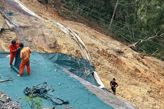 Lâm Đồng: Công bố tình huống khẩn cấp sạt lở đèo Prenn, bảo đảm an toàn hạ tầng cửa ngõ Đà Lạt