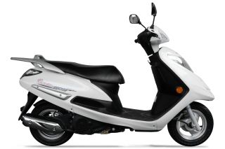 Suzuki UM125 lộ diện: Xe ga 125cc giá dự kiến từ 27 triệu đồng, thiên về thực dụng