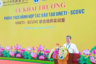 UNETI đưa Xưởng thực hành Ô tô năng lượng mới vào hoạt động
