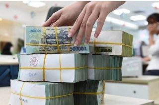 Lãi suất huy động tăng, ACB dẫn đầu biểu niêm yết