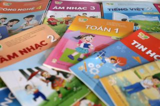 Thái Nguyên yêu cầu cung ứng đủ sách giáo khoa cho học sinh trước ngày 10/10