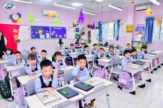 Hà Nội tổng rà soát mạng lưới trường lớp và giáo viên, hướng tới mục tiêu xóa bỏ quá tải vào năm 2030
