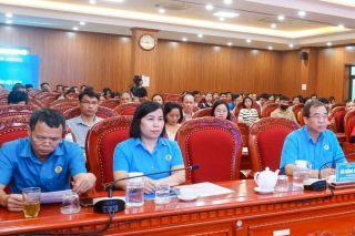 Ninh Bình: Thành lập mới 16 Công đoàn cơ sở, kết nạp hơn 1.000 đoàn viên