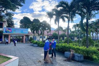 Trường THPT Đạm Ri: Giáo dục ý thức trách nhiệm từ những việc nhỏ