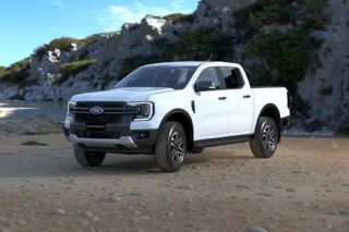 Ford Việt Nam triệu hồi xe bán tải Ford Ranger để thay thế cụm túi khí đèn trần