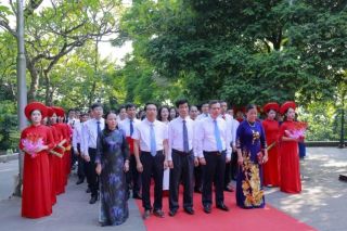 Phú Thọ báo cáo thành tích giáo dục trước anh linh Quốc Tổ Hùng Vương