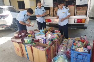 Đội Quản lý thị trường số 2 Lào Cai xử lý nhiều vụ kinh doanh hàng nhập lậu, hàng giả